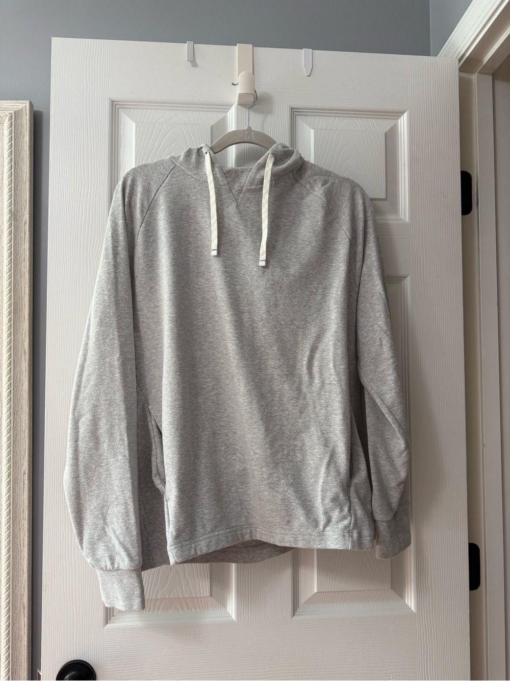 Southern Tide Men's Heather Gray Pullover Hoodie